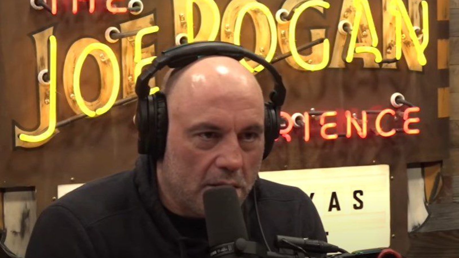 Joe Rogan Reveals Who The 2024 Democratic Nominee Is Really Going...